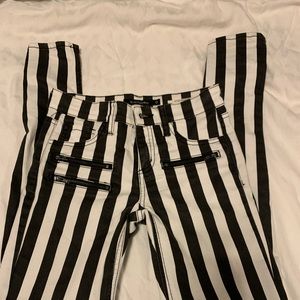 blackheart black and white striped pants//size zero